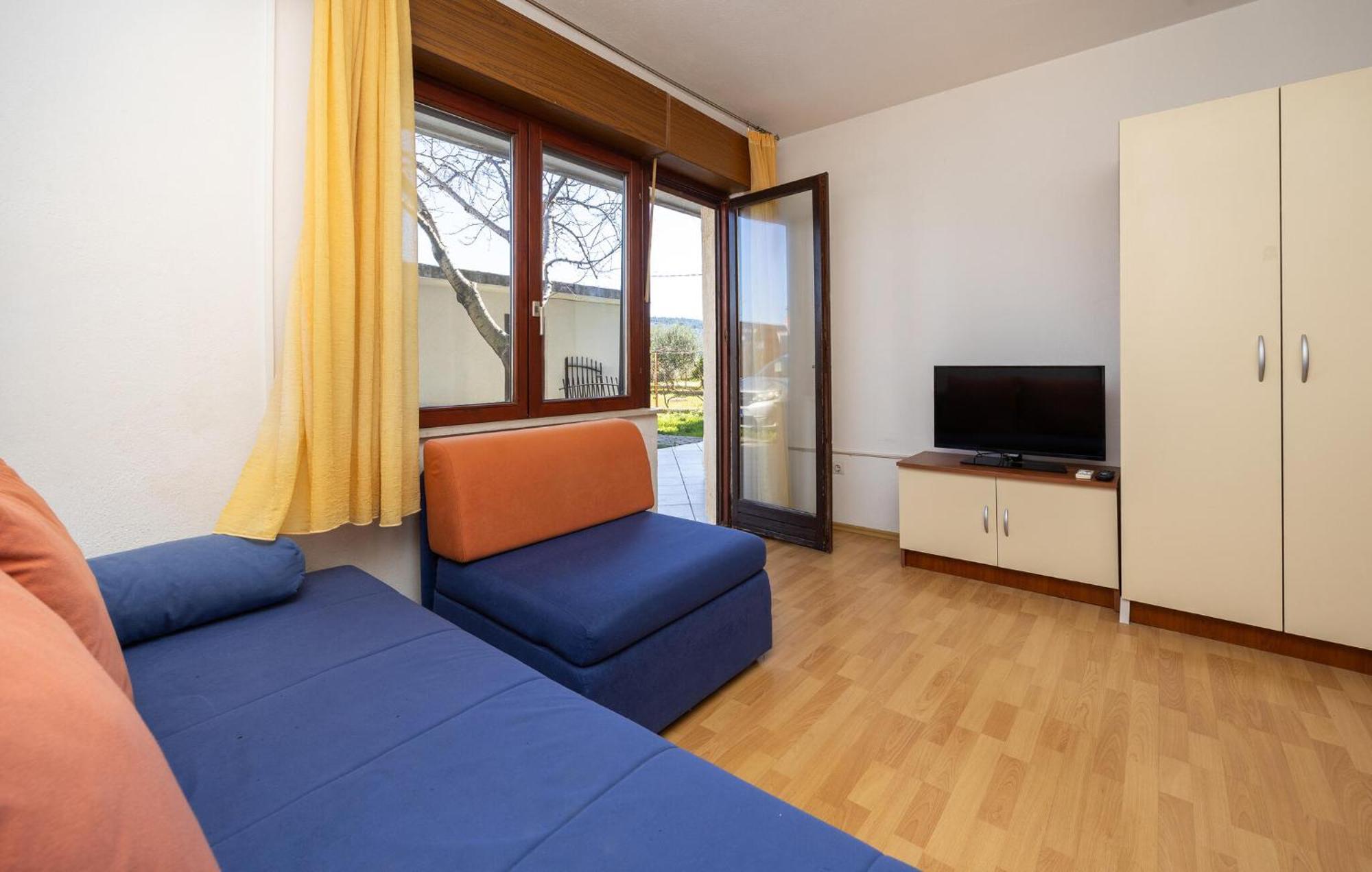 3 Bedroom Gorgeous Apartment In Trogir Exterior photo